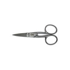 Special scissors for mouthguards